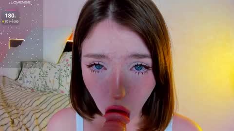 lexi miu online show from April 13, 7:58 pm