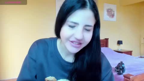 lexyswett online show from November 18, 8:37 am