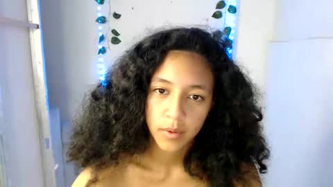 lolita online show from December 4, 2:59 pm