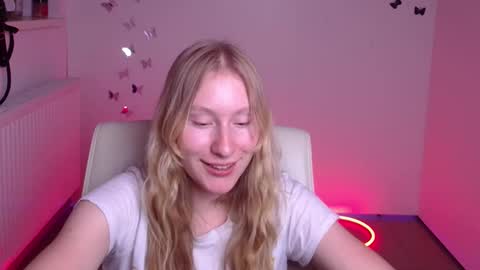 Leyla online show from September 9, 1:33 pm