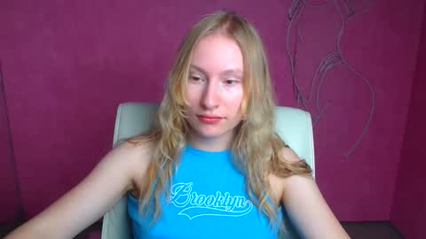 Leyla online show from October 1, 11:15 am