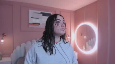 Liss 3 online show from November 18, 10:27 am