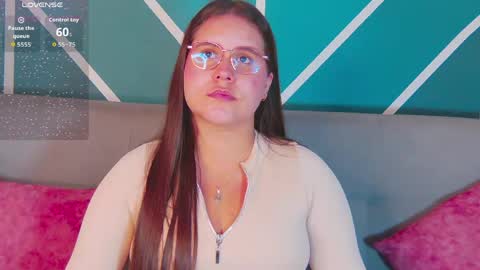 Lia Avalon online show from June 4, 12:42 pm