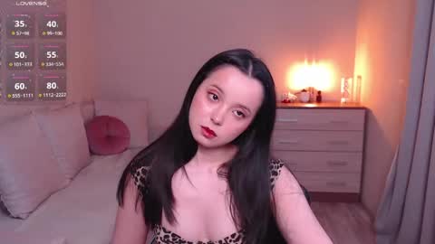 L I A online show from April 15, 3:56 pm