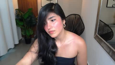 LIA online show from April 7, 6:21 pm