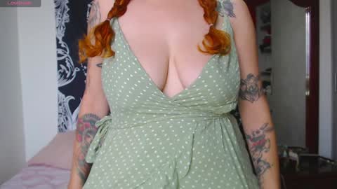 Lia Monroe online show from December 14, 6:52 pm