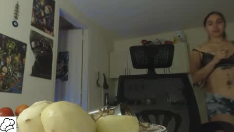 Lia  online show from October 14, 8:00 pm