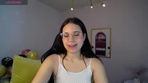 lia_rose_ch online show from June 24, 1:43 pm
