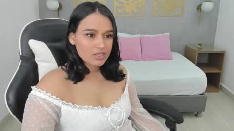 Lia  online show from February 1, 2:16 am