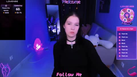 Lia online show from December 15, 7:35 am