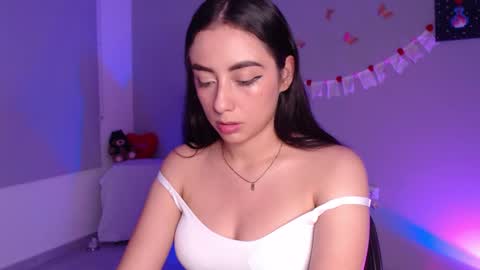   lia  online show from March 18, 2:49 am