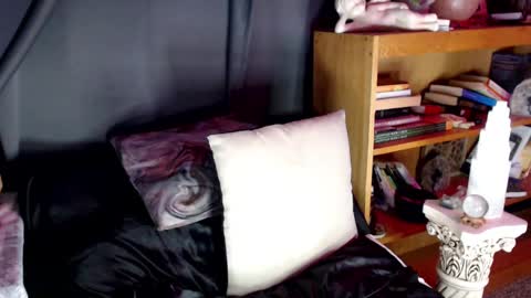 Lia Divina online show from January 12, 8:14 pm