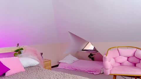 Lian online show from October 28, 7:03 am