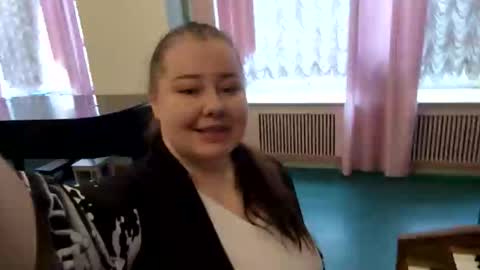 liaorgel online show from February 24, 9:30 am