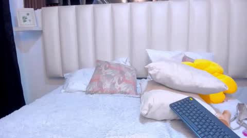 liarossi_ online show from March 20, 6:02 pm