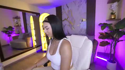 liawheeler online show from June 22, 7:11 pm