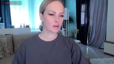 Libby online show from February 8, 9:35 am