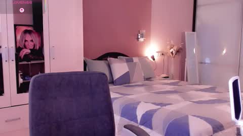 Libby online show from October 4, 9:59 am