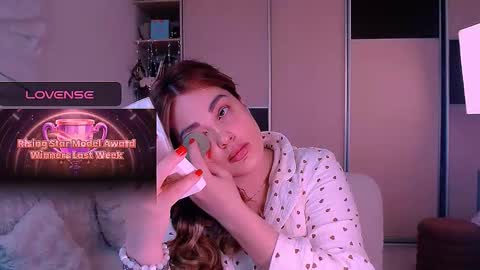 libra_mia online show from March 24, 8:20 am