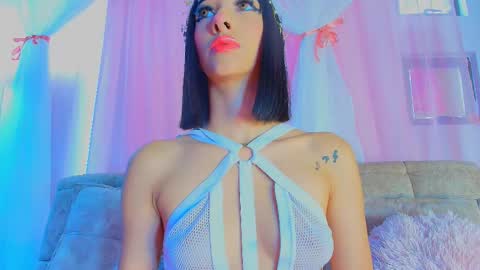 Valentina Hall online show from March 18, 2:00 pm