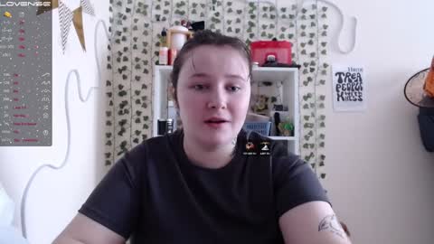 light_lunaa online show from February 1, 3:52 am