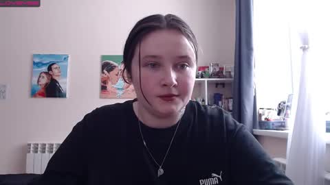 light_lunaa online show from March 6, 9:36 am