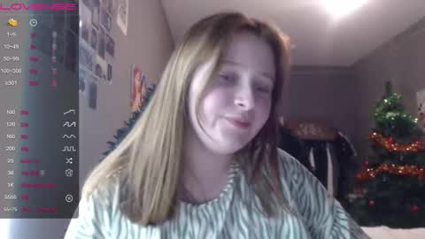 light_lunaa online show from January 11, 4:56 pm