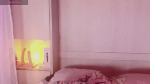         online show from February 18, 11:44 am