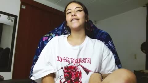 lisa online show from February 8, 8:40 am