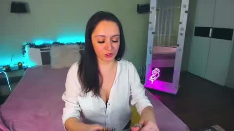 Lika online show from January 5, 5:30 pm