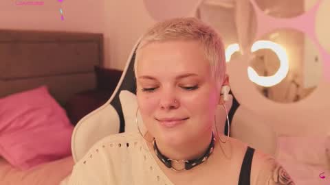 likaaberry online show from January 18, 1:07 pm