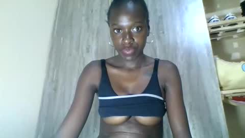 lil6041 online show from October 18, 12:36 am