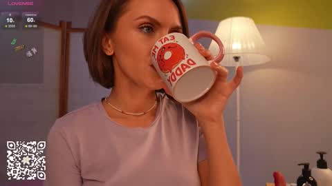 LILIAN use my lovense toy and give me plesure online show from September 8, 3:33 pm