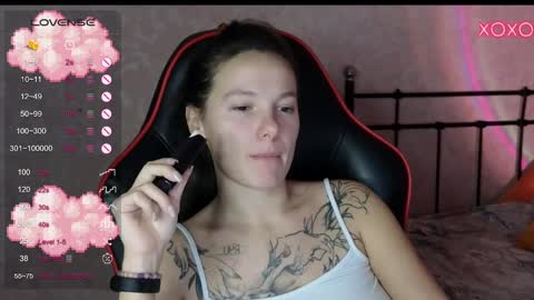 little moon online show from December 13, 6:38 pm