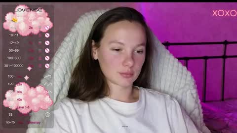 little moon online show from December 8, 4:07 pm