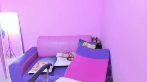 lil_mommy_slut online show from November 5, 12:10 pm