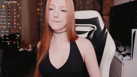 Val online show from December 1, 3:48 pm