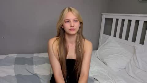 Emma online show from October 7, 10:08 am