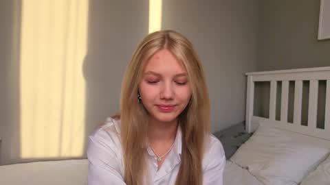 Emma online show from October 21, 9:57 am