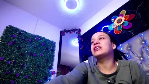   online show from January 22, 10:40 am