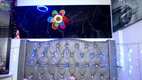   online show from December 26, 10:37 am