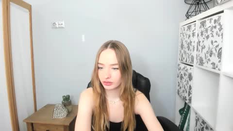 LiliaDesire online show from January 9, 4:39 pm