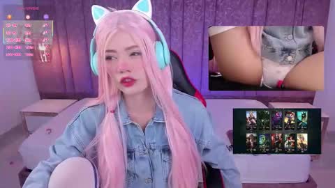 Lila online show from November 10, 2:12 pm