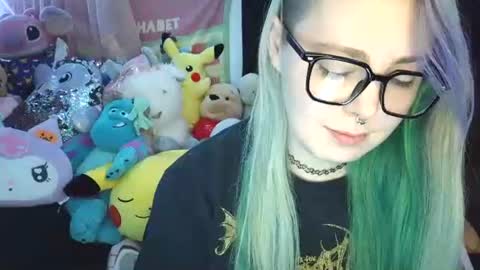 emily ryanson online show from December 9, 5:19 pm