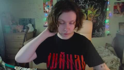 Lil online show from September 22, 12:03 pm