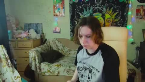 Lil online show from October 8, 10:30 am