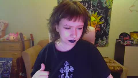 Lil online show from December 4, 10:24 am