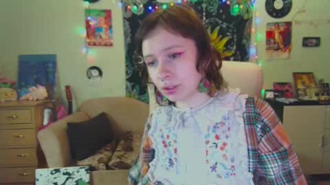 Lil online show from January 7, 3:02 pm