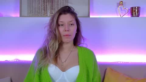 Mia online show from February 10, 6:31 am