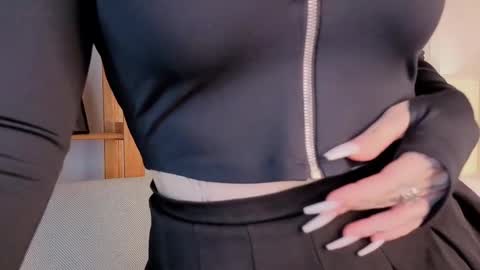 Anika online show from November 9, 12:12 pm